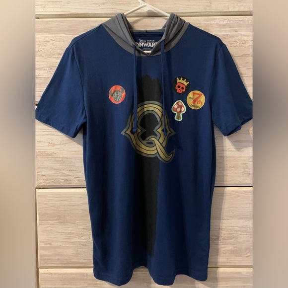 Pixar Onward Loot Crate Exclusive T-Shirt with Hood NWOT - Picture 3 of 3